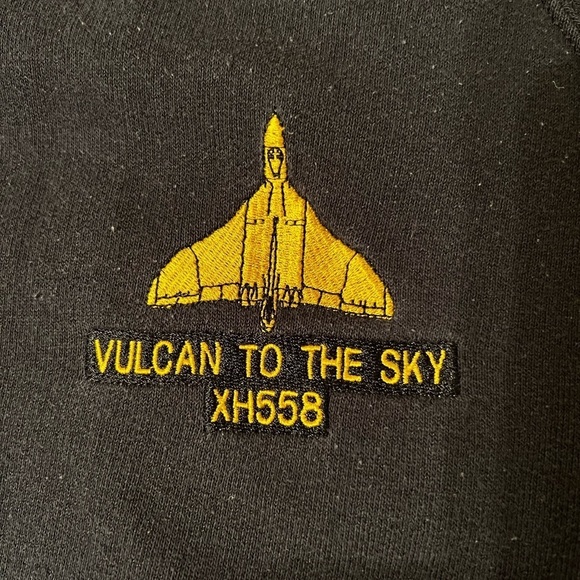 Vulcan to the sky XH 558 sweatshirt size XL - Picture 5 of 5